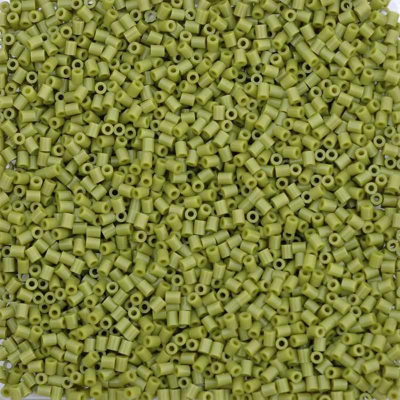2000 Artkal® MINI C hart 2,6 mm - C115 EARTH GREEN