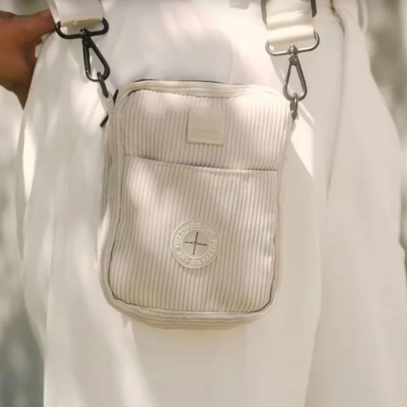 Cross-Body & Leckerlitasche Corduroy Sandstone