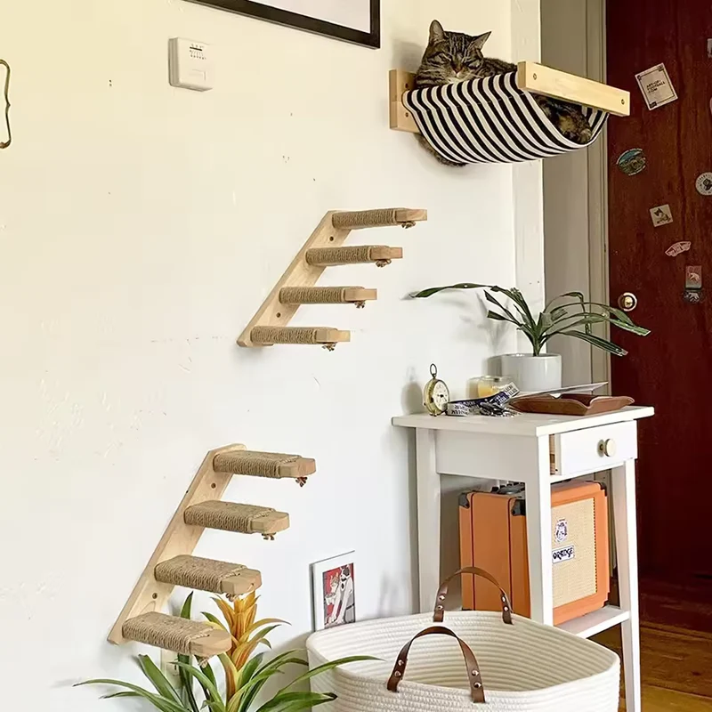 Katzenklettertreppe zur Wandmontage aus Holz mit Sisal