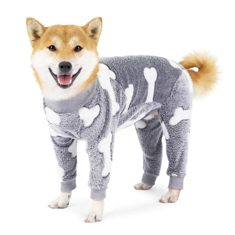 Warmer Hundepyjama für den Winter flauschig und dehnbar
