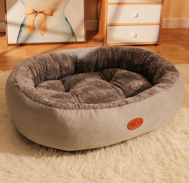 Ovales Plüschbett für Hunde & Katzen