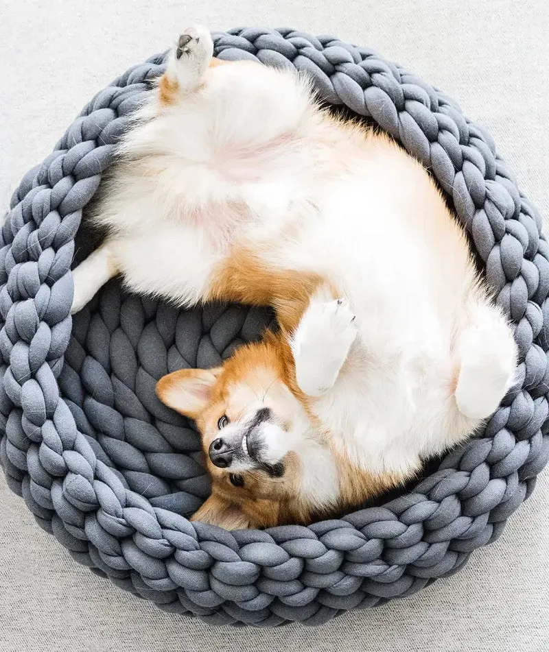 Handgeflochtenes Hundebett rund waschbar
