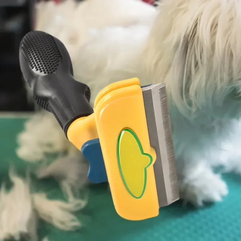 Professionelle Enthaarungsbürste für Hunde & Katzen