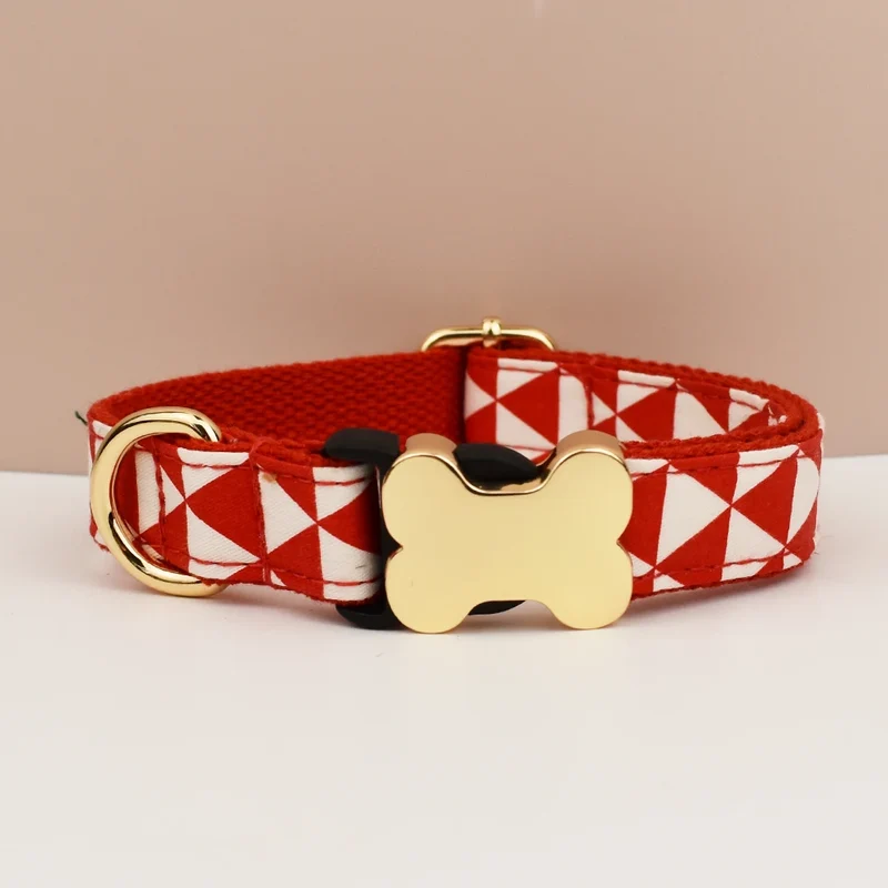 Personalisiertes Samt-Hundehalsband mit Gravur & Stil
