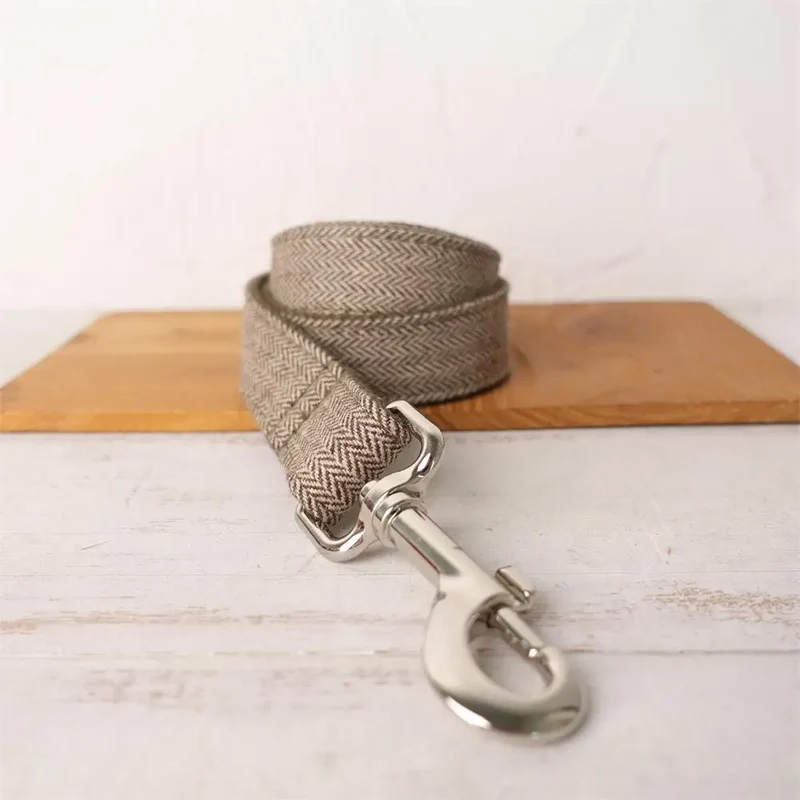 Personalisiertes Hundehalsband aus Edelstahl mit Gravur
