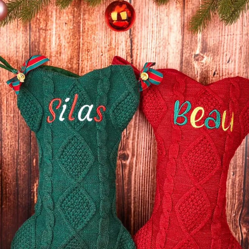 Personalisierter Weihnachtsstrumpf für Hunde mit Namen