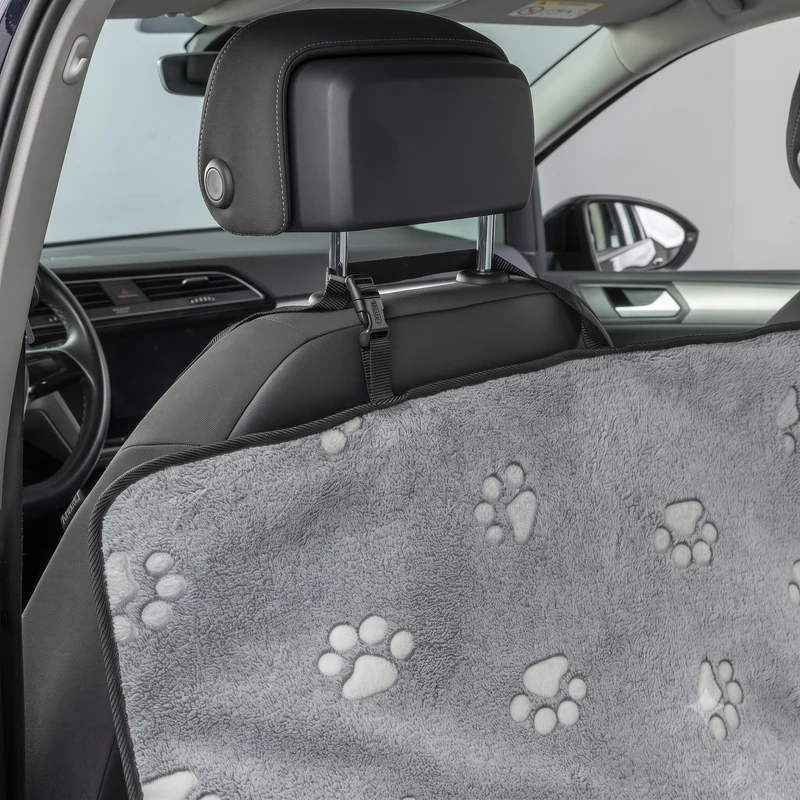 TRIXIE Auto-Schondecke mit Pfotenmuster für die Rückbank – Schutz & Komfort für deinen Hund