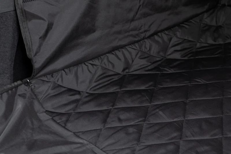 Kofferaum-Schondecke mit Taschen und Stoßstangenschutz
