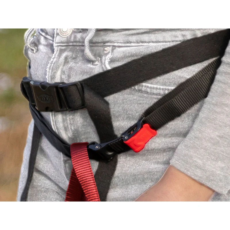 Rolltop als Hüfttasche und Hunde-Rucksack tragbar