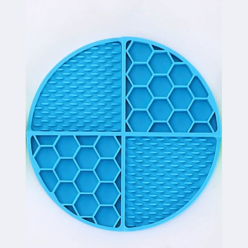 Amazon New DOG'S Head Silicone Pet Licking Mat Bone Slow Food Mat Dog Slow Food Mat Dripping Licking Mat