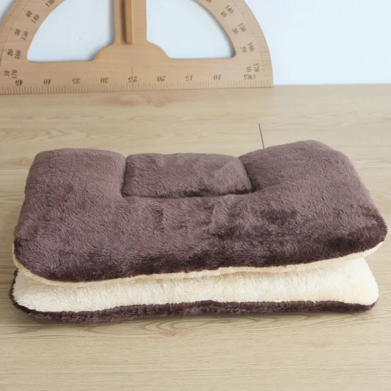 Flannel Pet Mat Dog Bed Cat Bed Thicken Sleeping Mat Dog Blanket Mat For Puppy Kitten Pet Dog Bed for Small Large Dogs Pet Rug