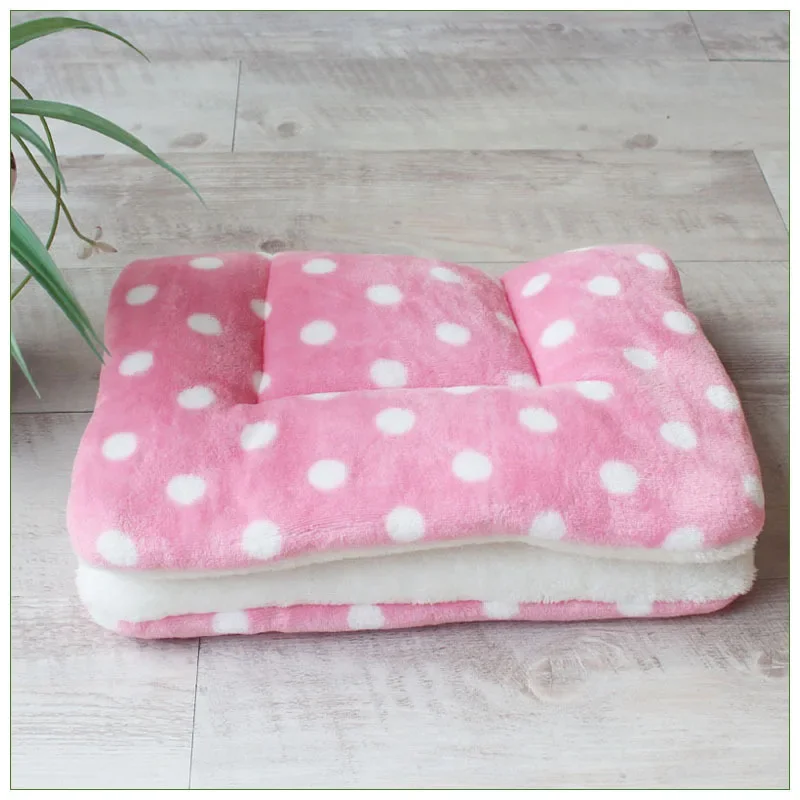 Flannel Pet Mat Dog Bed Cat Bed Thicken Sleeping Mat Dog Blanket Mat For Puppy Kitten Pet Dog Bed for Small Large Dogs Pet Rug