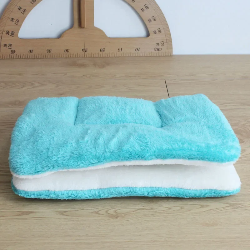 Flannel Pet Mat Dog Bed Cat Bed Thicken Sleeping Mat Dog Blanket Mat For Puppy Kitten Pet Dog Bed for Small Large Dogs Pet Rug