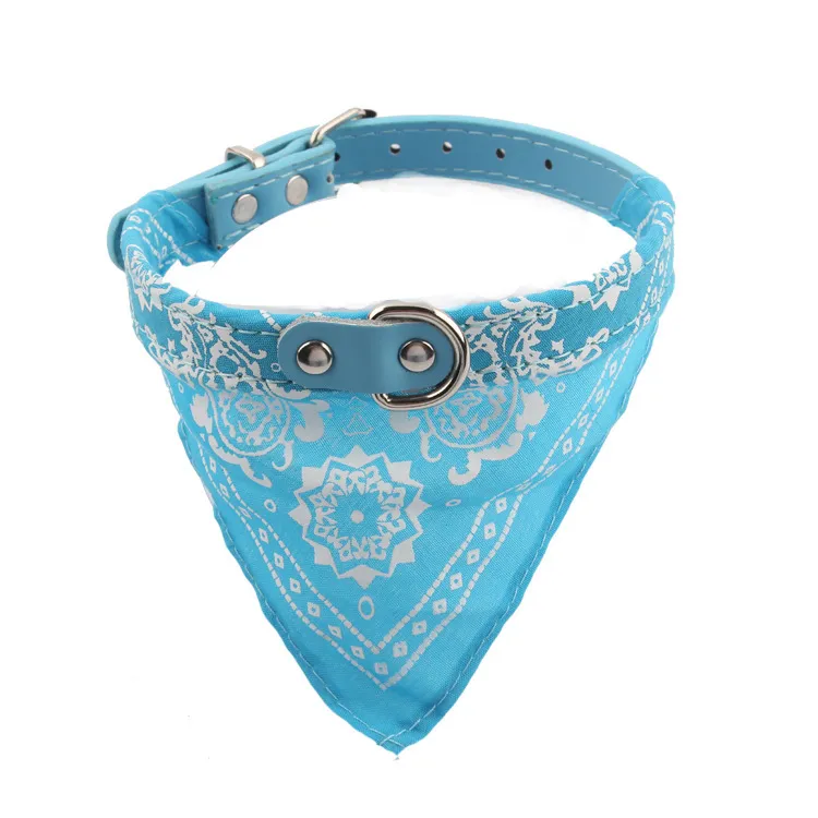 2023 New Fahsion Small Dog Scarf Adjustable Pet Cat Collars Scarf Neckerchief Necklace Trigon Pet Accessories Dog Items Perros