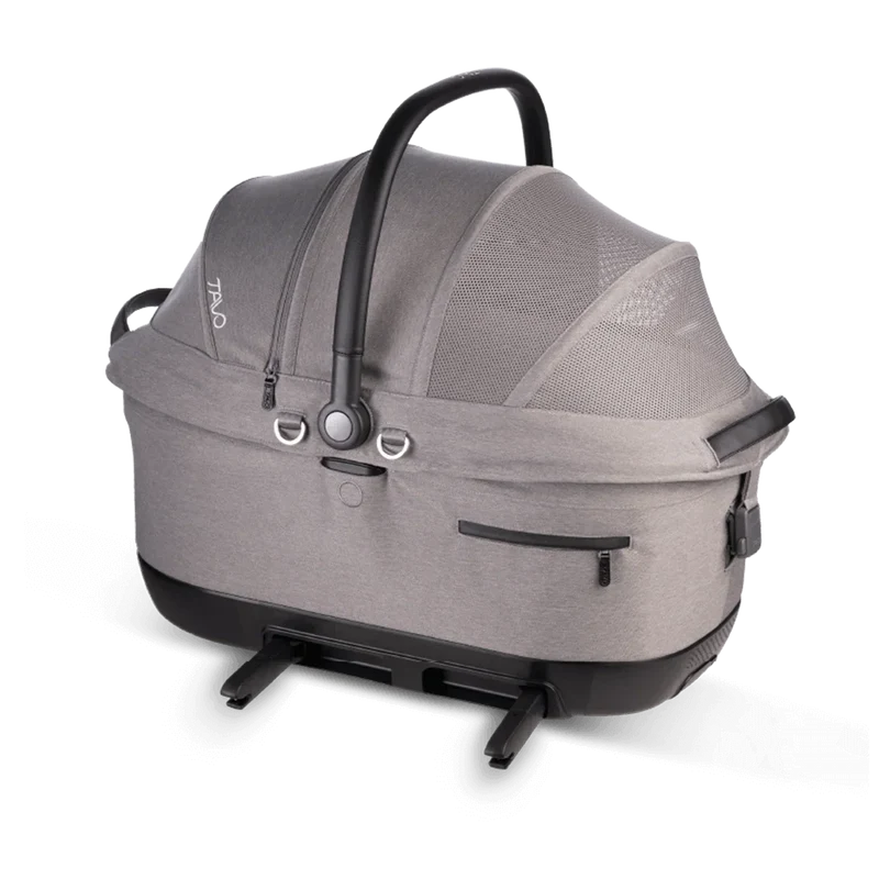 Isofix Autositz & Transportbox Maeve™ iso6x von Tavo für Hunde bis 18 kg | GREENGUARD-Gold-Zertifizierung | Farbe: Merle
