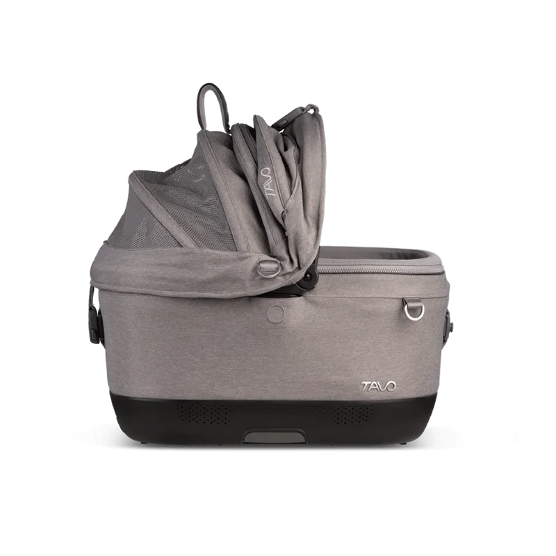Isofix Autositz & Transportbox Maeve™ iso5x von Tavo für Hunde bis 13.6 kg | GREENGUARD-Gold-Zertifizierung | Farbe: Merle