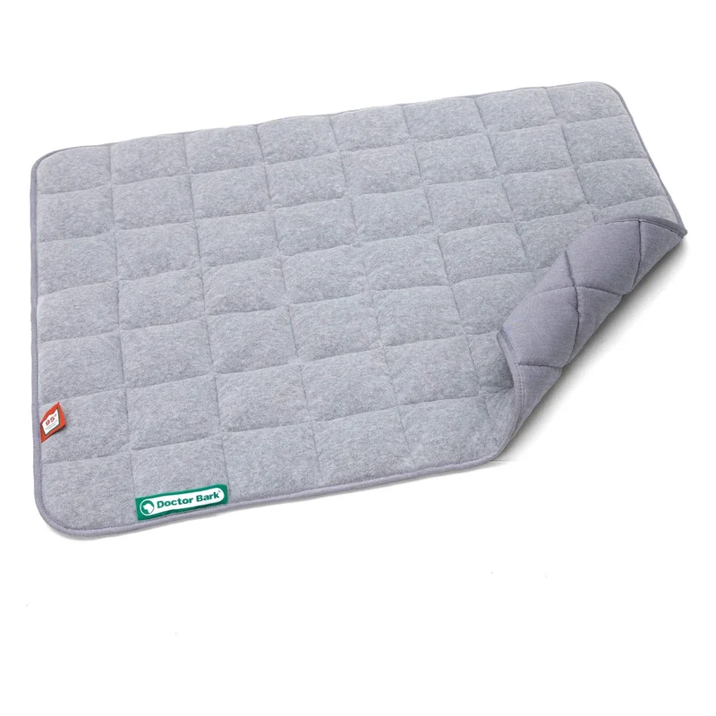 Doctor Bark Fleece-Steppdecke – Premium Hundedecke | Kuschelig weich, waschbar & allergikerfreundlich für erholsamen Hundeschlaf