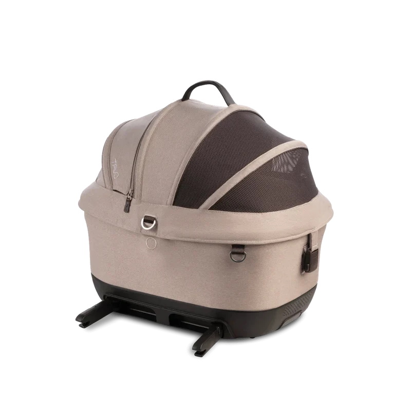 Isofix Autositz & Transportbox Maeve™ iso5x Wind Tavo | Integriertes Belüftungssystem | für Hunde bis 13.6 kg | GREENGUARD-Gold-Zertifizierung | Merle