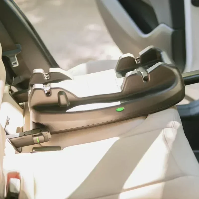 Isofix Autositz & Transportbox Maeve™ Small Flex von Tavo für Hunde bis 12 kg | GREENGUARD-Gold-Zertifizierung | Farbe: Sable