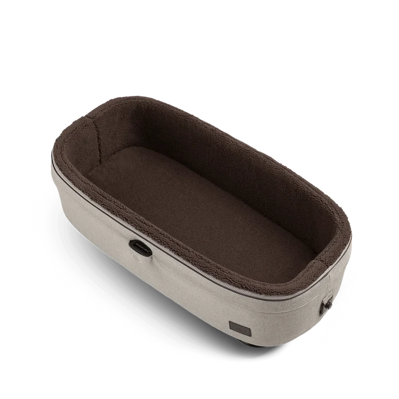 Isofix Autositz & Transportbox Maeve™ Medium Rigid von Tavo für Hunde bis 13.6 kg | GREENGUARD-Gold-Zertifizierung | Farbe: Fawn