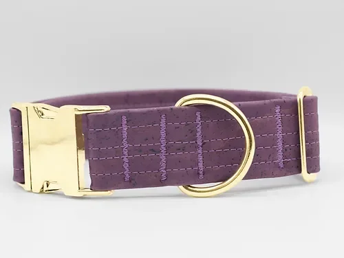 Hundehalsband mit Klickverschluss | Korkleder | Robust & Vegan | Flieder/Gold