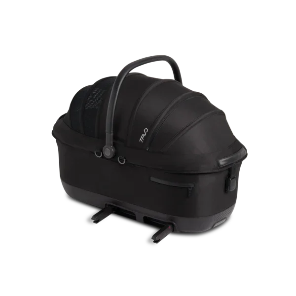 Isofix Autositz & Transportbox Maeve™ iso7x-R WIND von Tavo für Hunde bis 18 kg | GREENGUARD-Gold-Zertifizierung | Farbe: Onyx