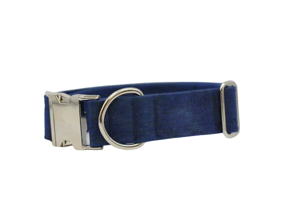 Hundehalsband mit Klickverschluss | Korkleder | Robust & Vegan | Denim/Silber