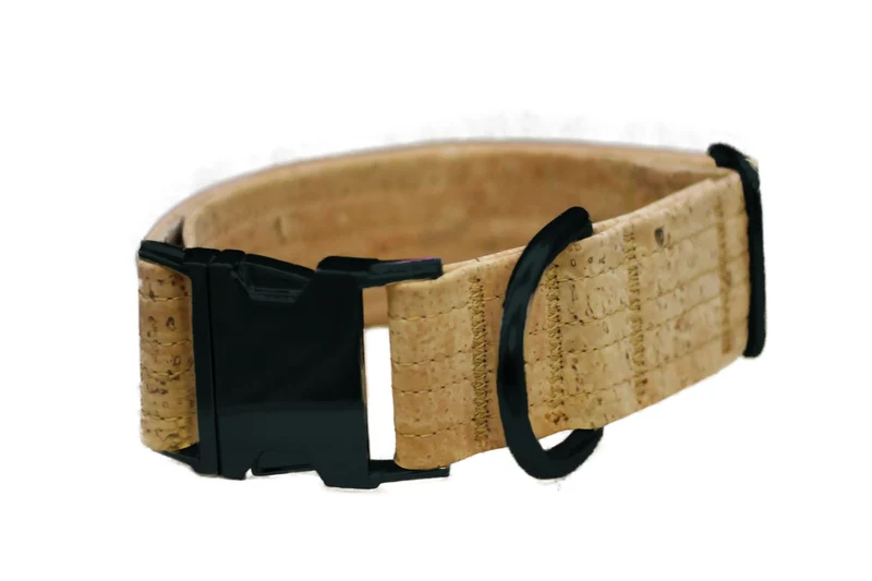 Hundehalsband mit Klickverschluss | Korkleder | Robust & Vegan | Natur/Schwarz