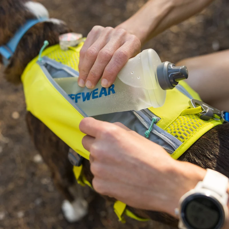 Ruffwear Trail Runner Running Vest – Ultraleichte Laufweste mit Trinkrucksack für aktive Hunde beim Joggen, Wandern & Trail Running