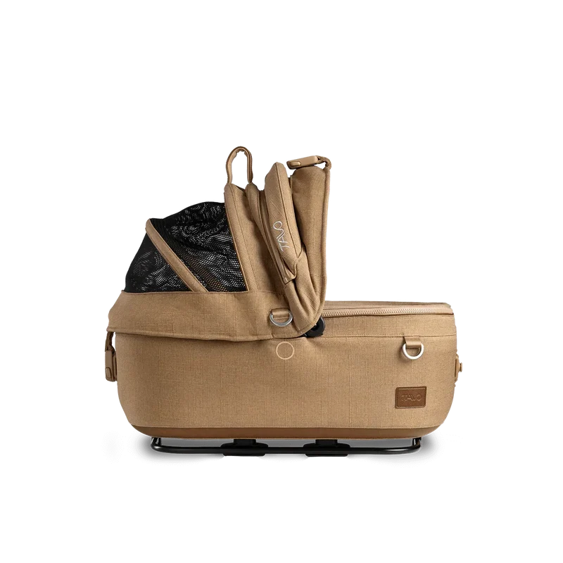 Isofix Autositz & Transportbox Maeve™ Small Flex von Tavo für Hunde bis 12 kg | GREENGUARD-Gold-Zertifizierung | Farbe: Sable