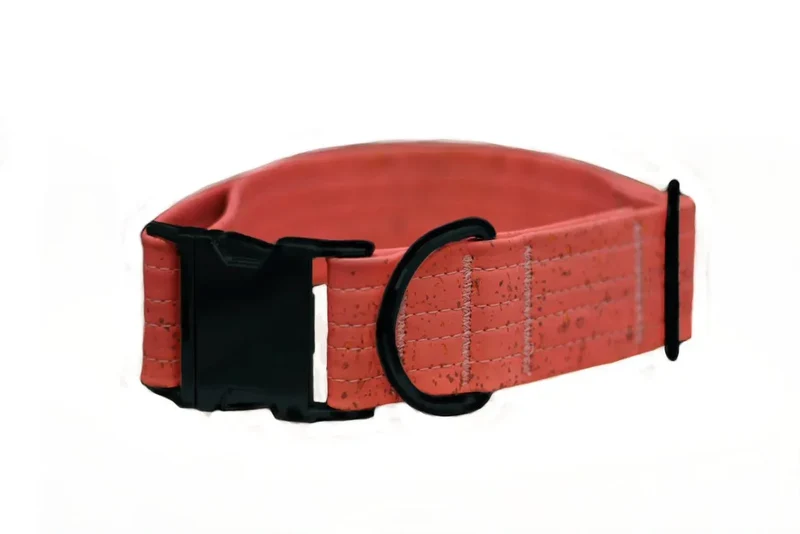 Hundehalsband mit Klickverschluss | Korkleder | Robust & Vegan | Coral/Schwarz