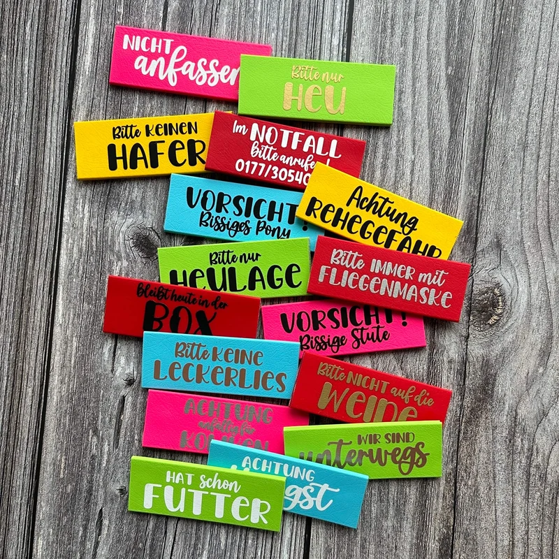 Magnetisches Boxenschild – individuell mit Text oder Notfallnummer