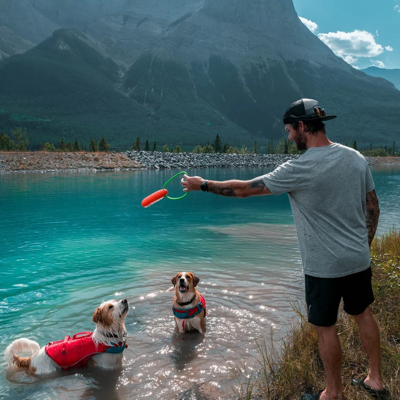 Kurgo Surf N Turf Hundeschwimmweste – Maximale Sicherheit & Auftrieb für Wasserabenteuer mit deinem Hund