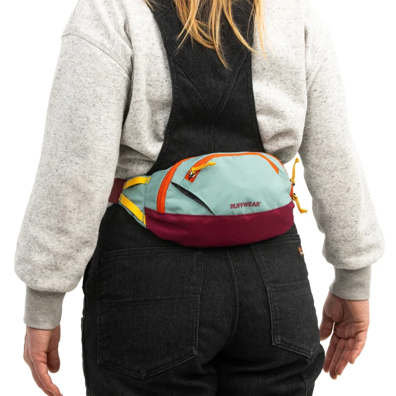 Ruffwear Home Trail Hip Pack – Hüfttasche für Hundewanderungen mit Leckerlifach, Kotbeutelspender und Handyfach – Freihändiges Gassi-Gehen leicht gemacht