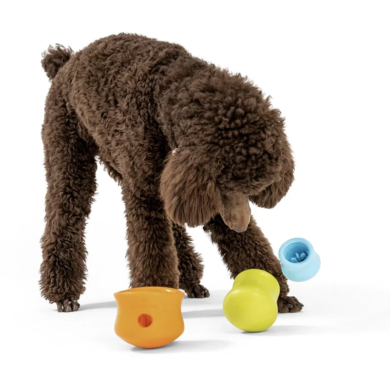 West Paw Toppl Intelligenzspielzeug – Interaktiver Futterspender gegen Langeweile, Stress & Zerstörungswut – Robust, Befüllbar & Spülmaschinenfest