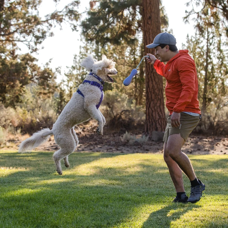 Ruffwear Gourdo – Apportierspielzeug für aktive Hunde | Bissfest & Langlebig aus Naturkautschuk