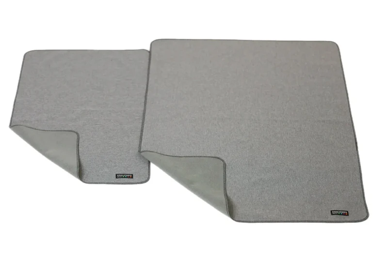 KNAUDER´S BEST | Shelly Softshell Liegepad für unterwegs